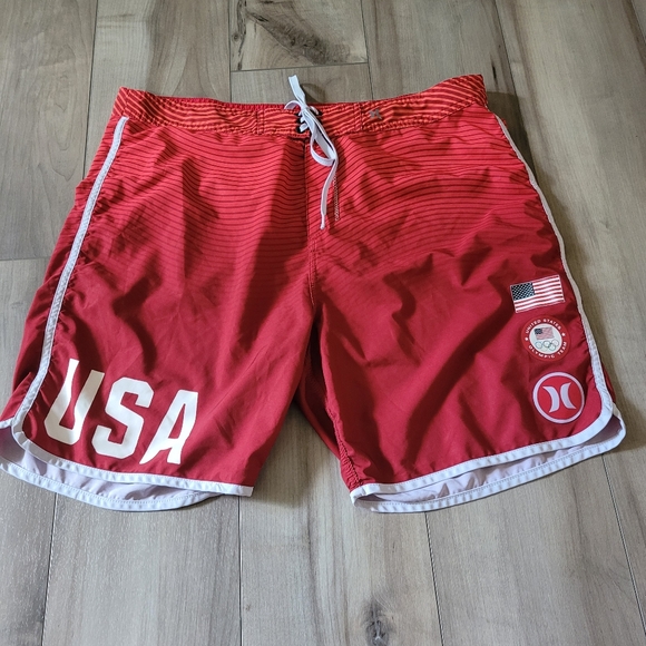 Hurley USA Board Shorts - Picture 1 of 4